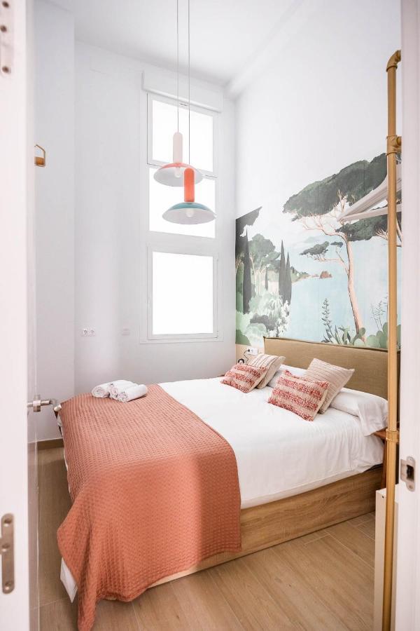 Appartement Pop Art Historia De Conde Negro Con Patio Privado